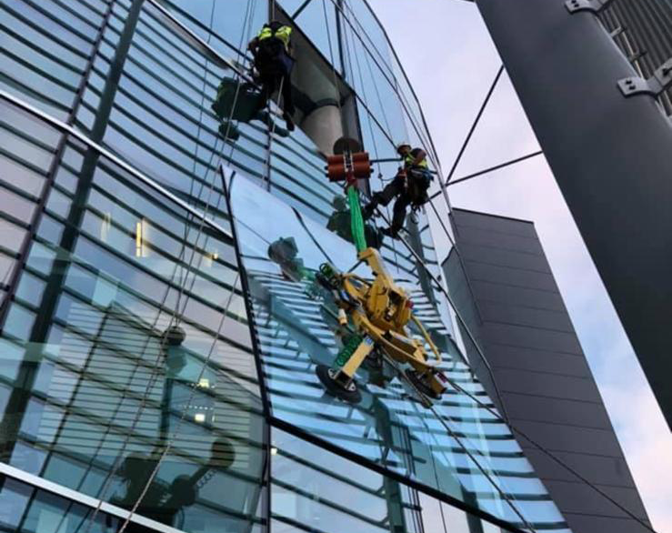 rope access window cleaning